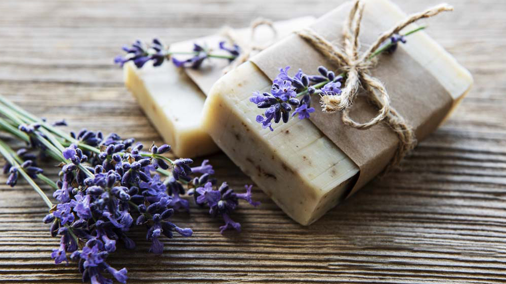لوندر و صابون گیاهی